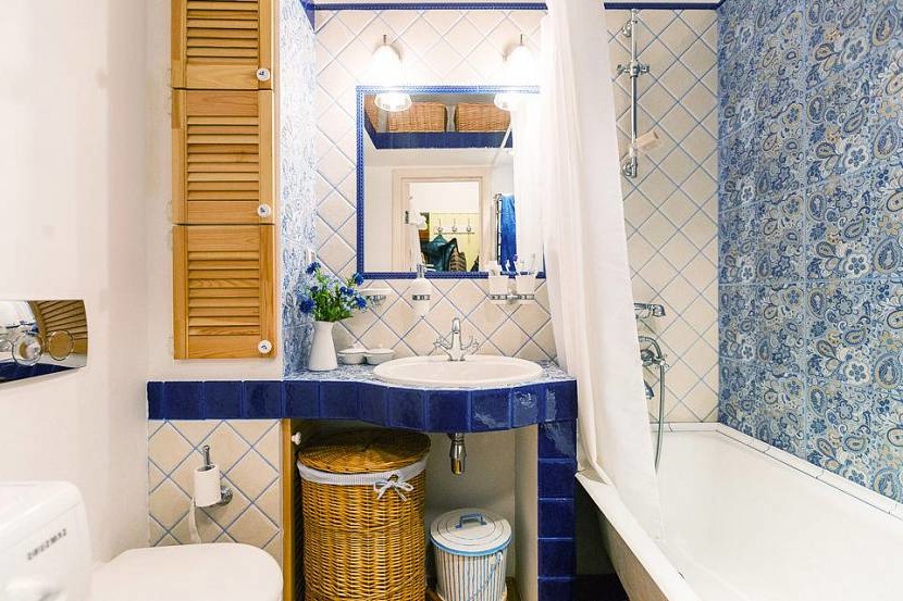 Provence style bathroom