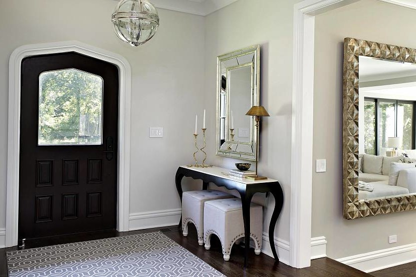 Mirrors in interior: shape, size and how to choose right place