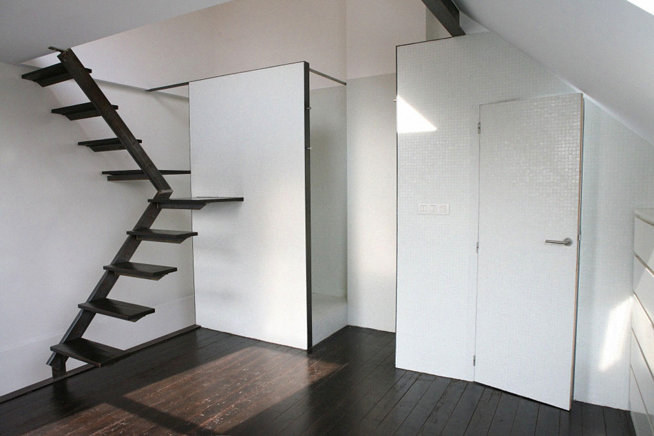 stairs for small space