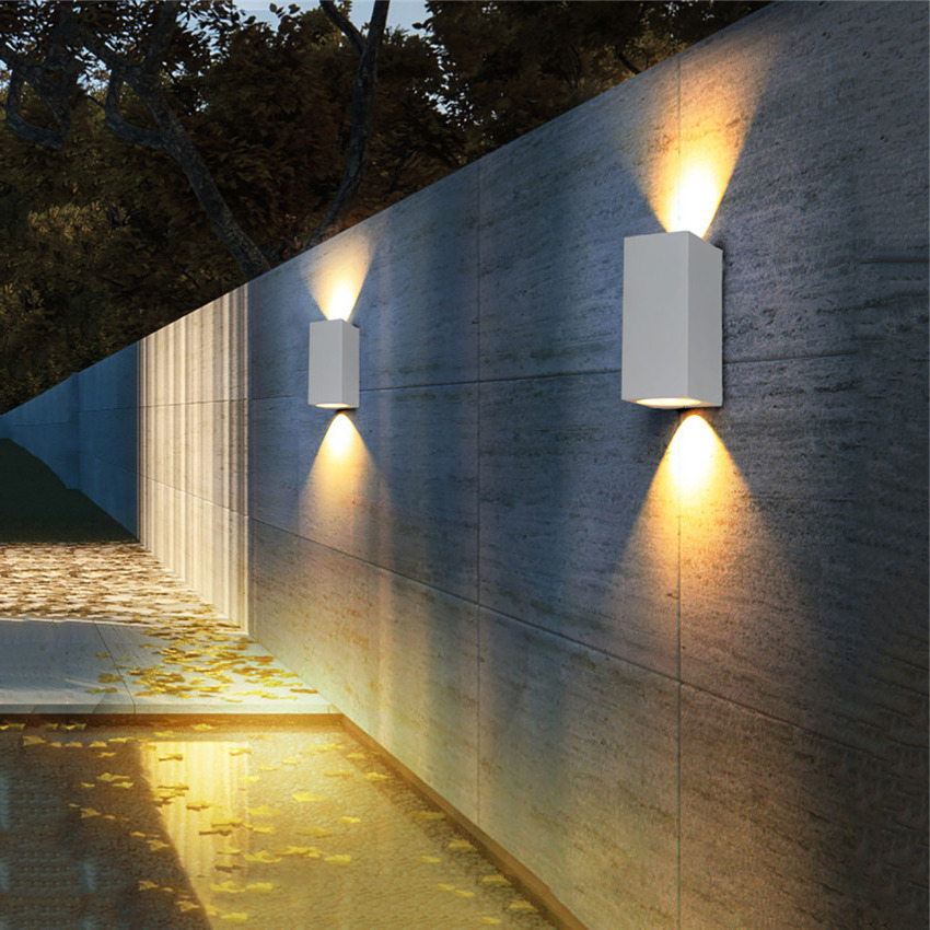 types of outdoor lighting