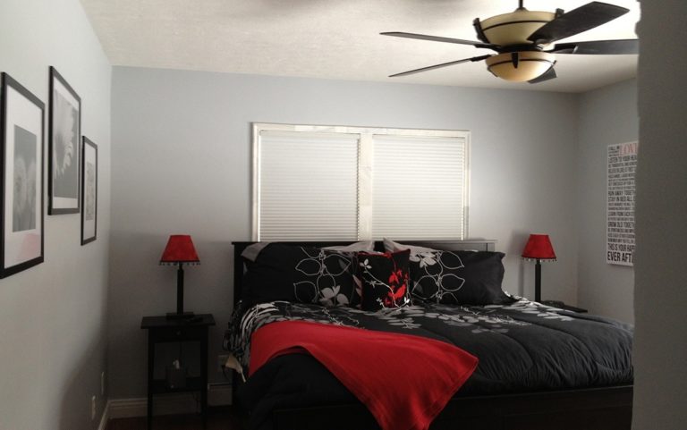 Build Bedroom Decor In Black And Red