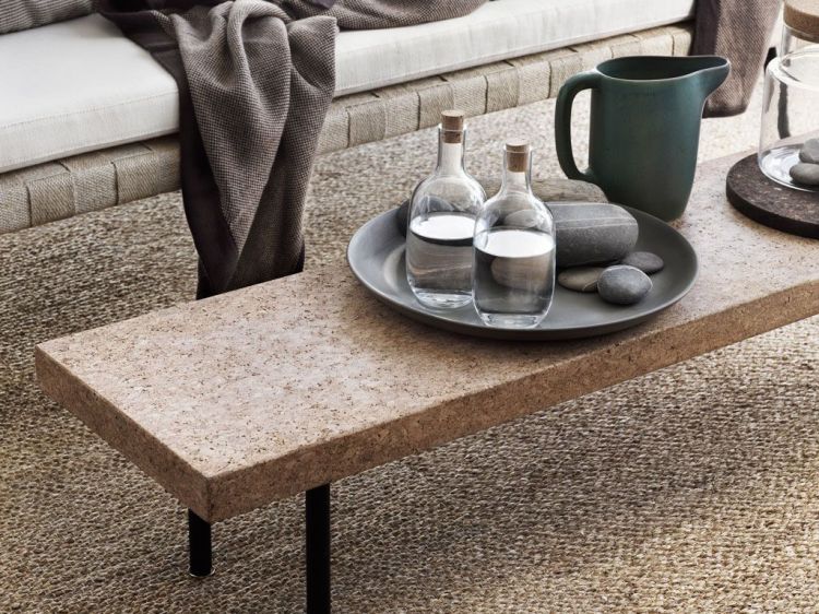 Steps to decorate the coffee table