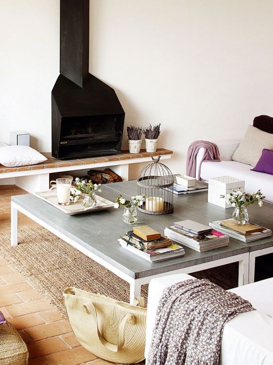 Steps to decorate the coffee table