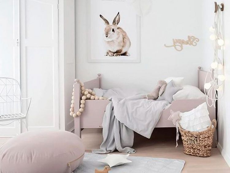 How should the children's bedroom be?