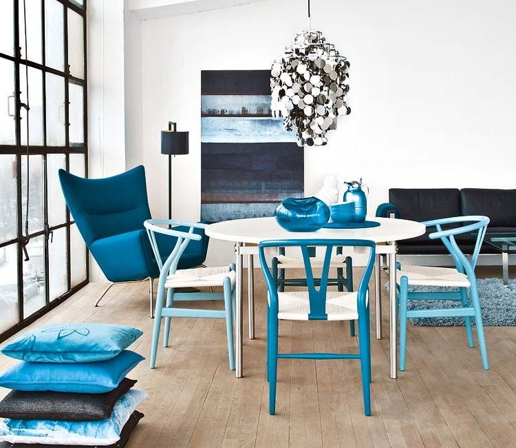 Dining rooms with extendable tables