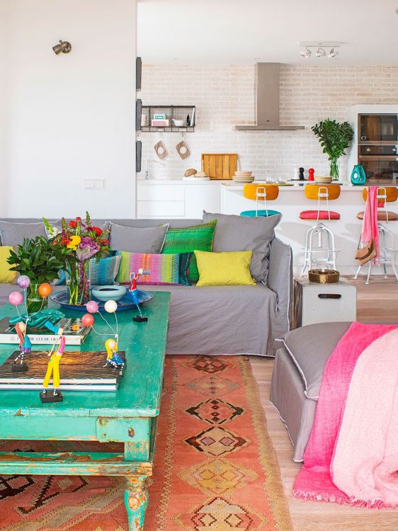 Ideas to decorate your living room for spring Plants, flowers and lots of color!