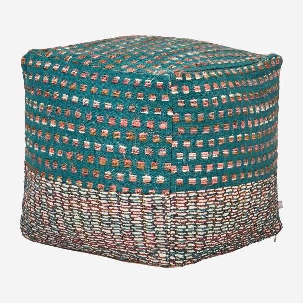 Types of poufs for the living room