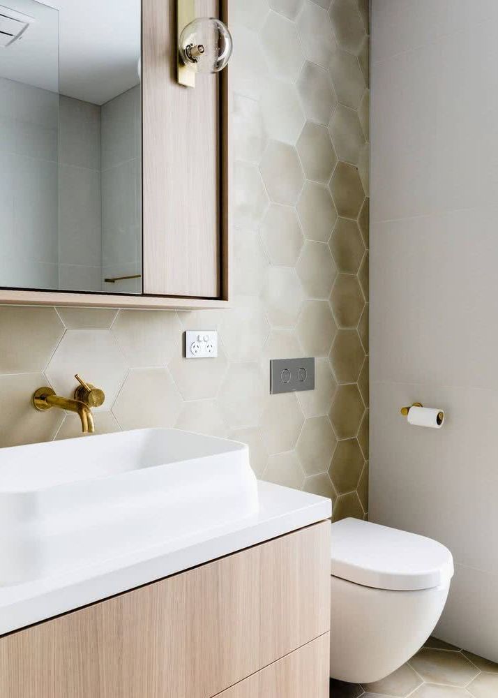 Sinks and faucets for modern bathrooms