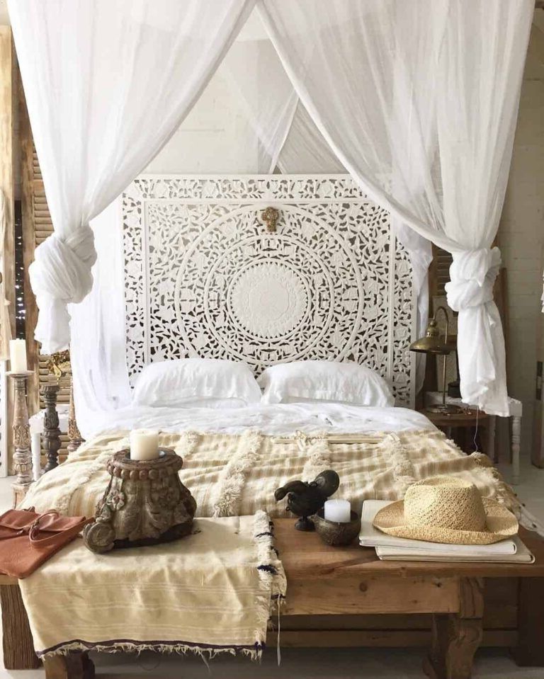 Moroccan decoration in bedrooms