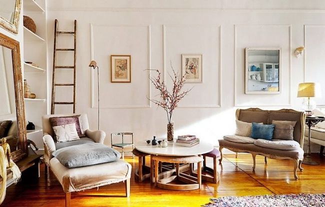 Vintage decoration in home interiors