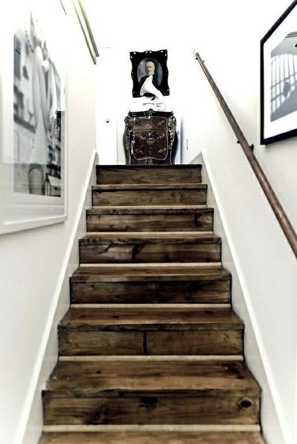 Modern stairs decoration