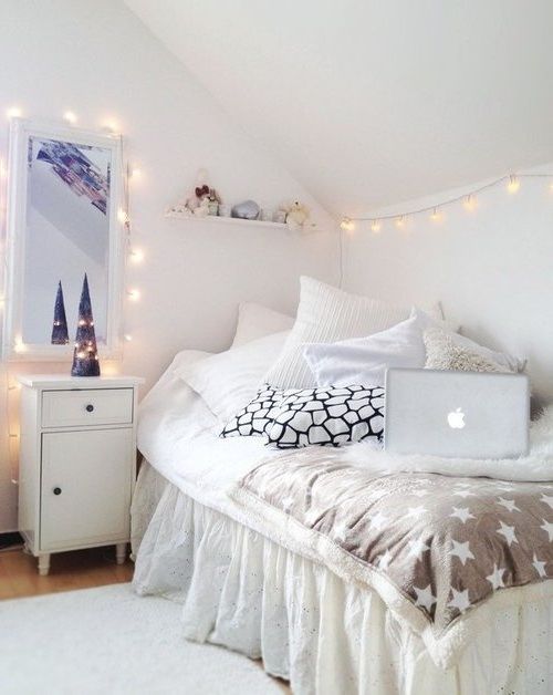 white modern bedrooms