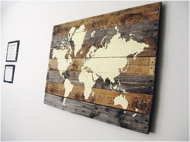 Wall decoration with wood