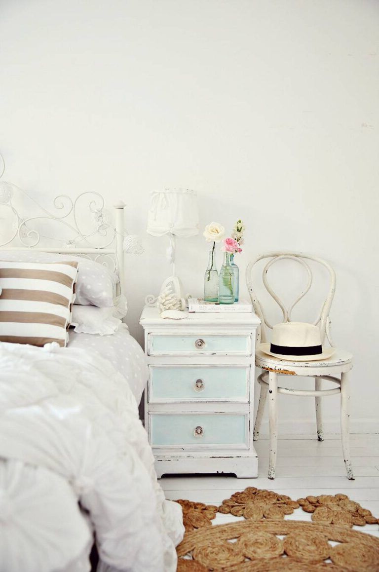 Shabby Chic Bedrooms