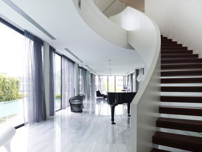 Modern stairs decoration