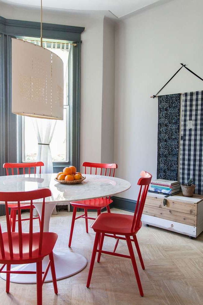 red dining rooms