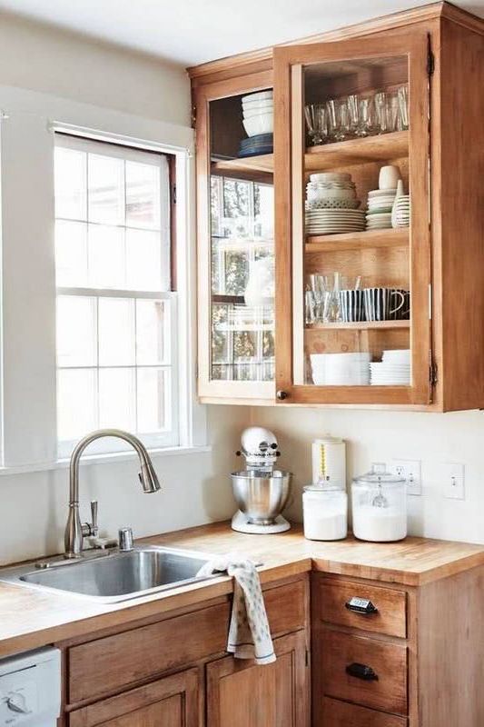 White and wood kitchens