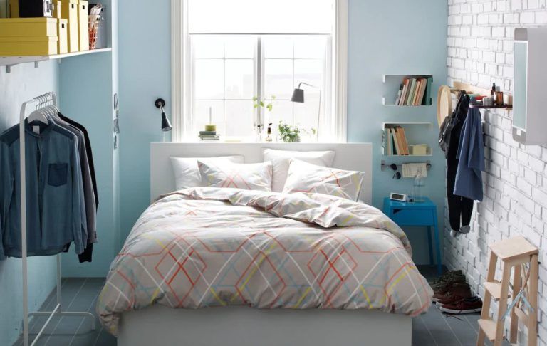 colors in small bedrooms