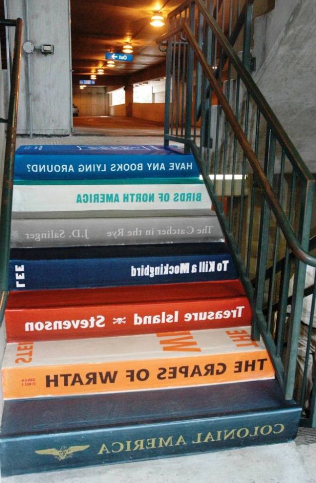 Modern stairs decoration
