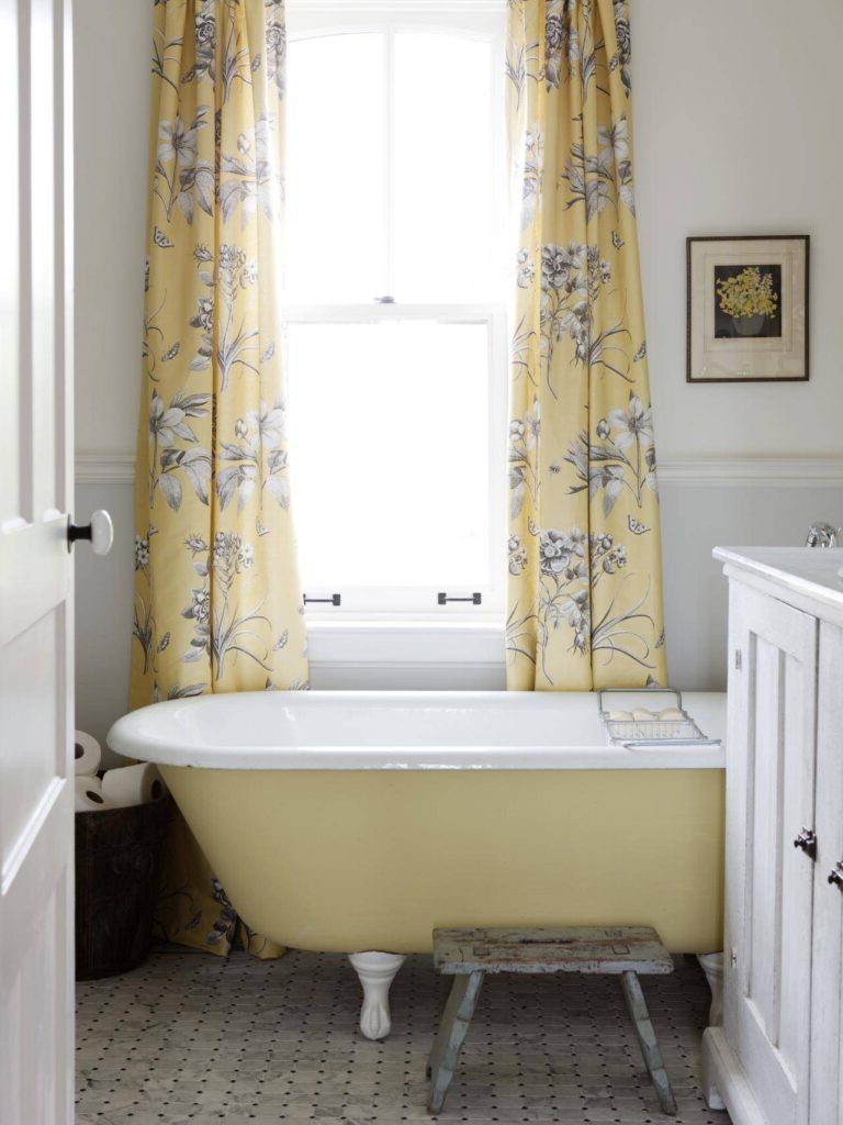 Shabby Chic Bathrooms