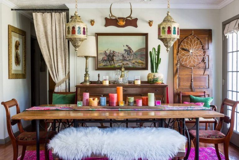 Moroccan decoration in dining rooms