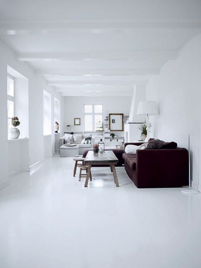 White rooms combined with gray or black