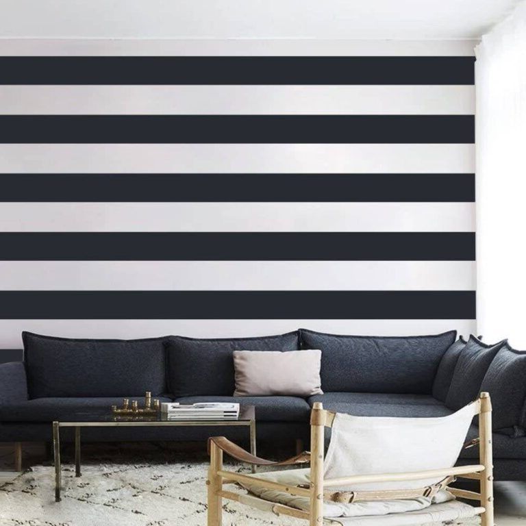 Striped wall decoration