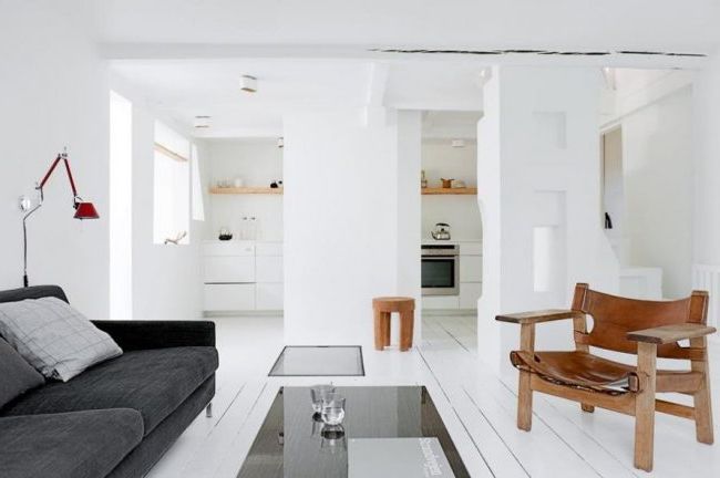 White rooms combined with gray or black