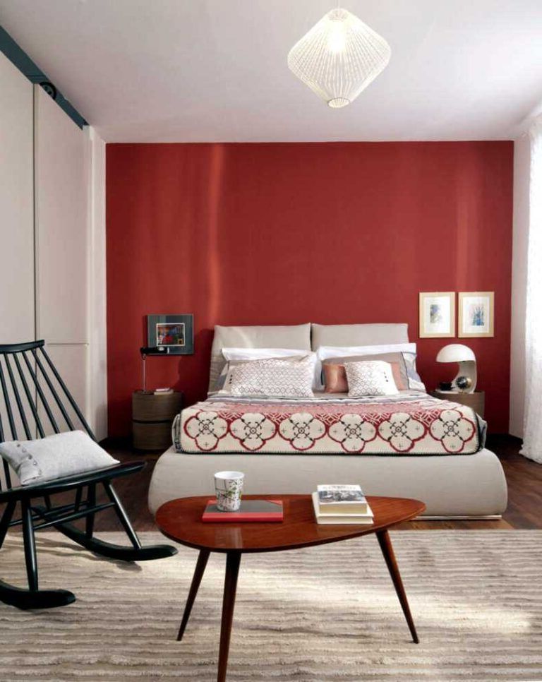 red and gray rooms