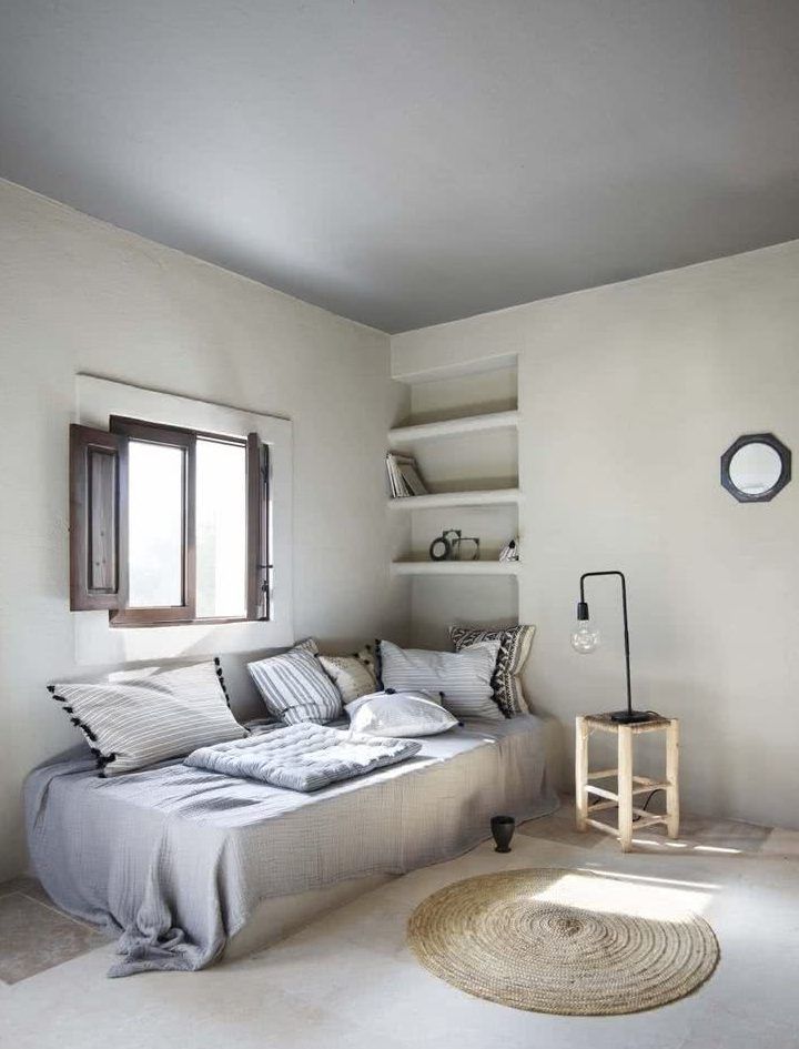 Furniture in minimalist bedrooms