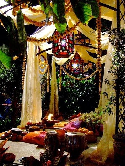 Decoration of gardens and patios bohemian style