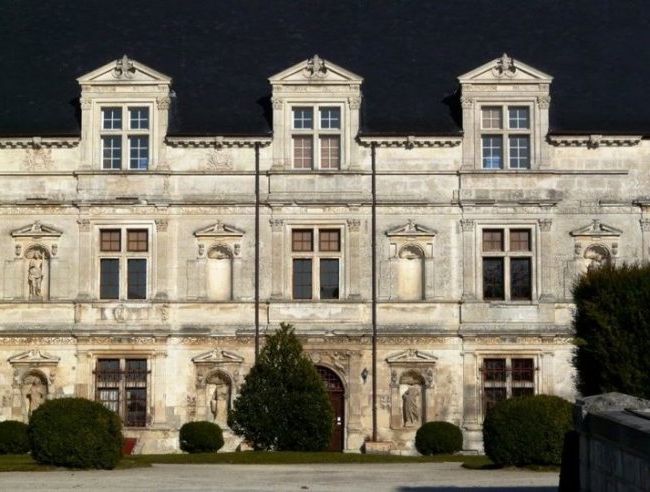 Facades of French houses