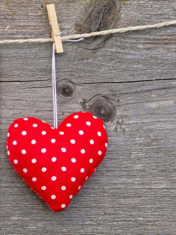 Easy crafts for Valentine's Day to give away
