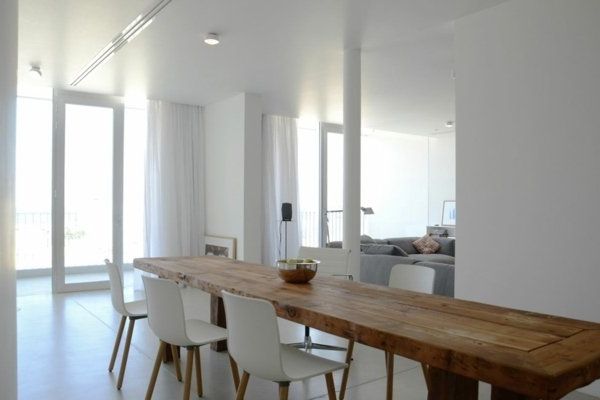 Scandinavian minimalist dining rooms