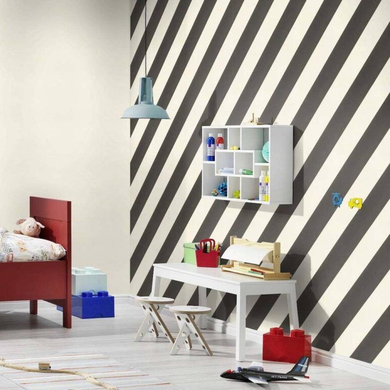 Striped wall decoration