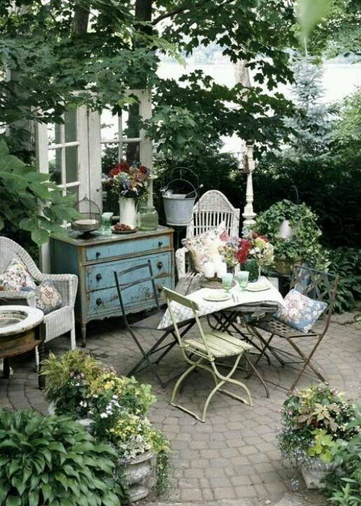 Decoration of gardens and patios bohemian style