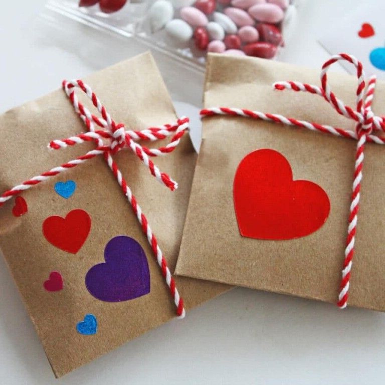 Easy crafts for Valentine's Day to give away