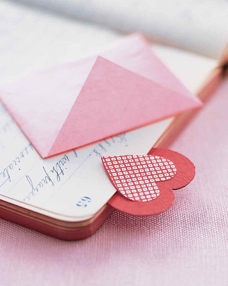 Easy crafts for Valentine's Day to give away