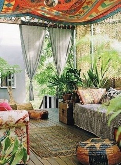 Decoration of gardens and patios bohemian style