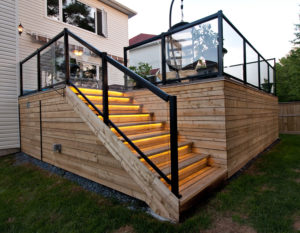 16_1 Farmhouse terrace with storage below