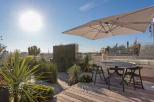 2_10 modern rooftop terrace